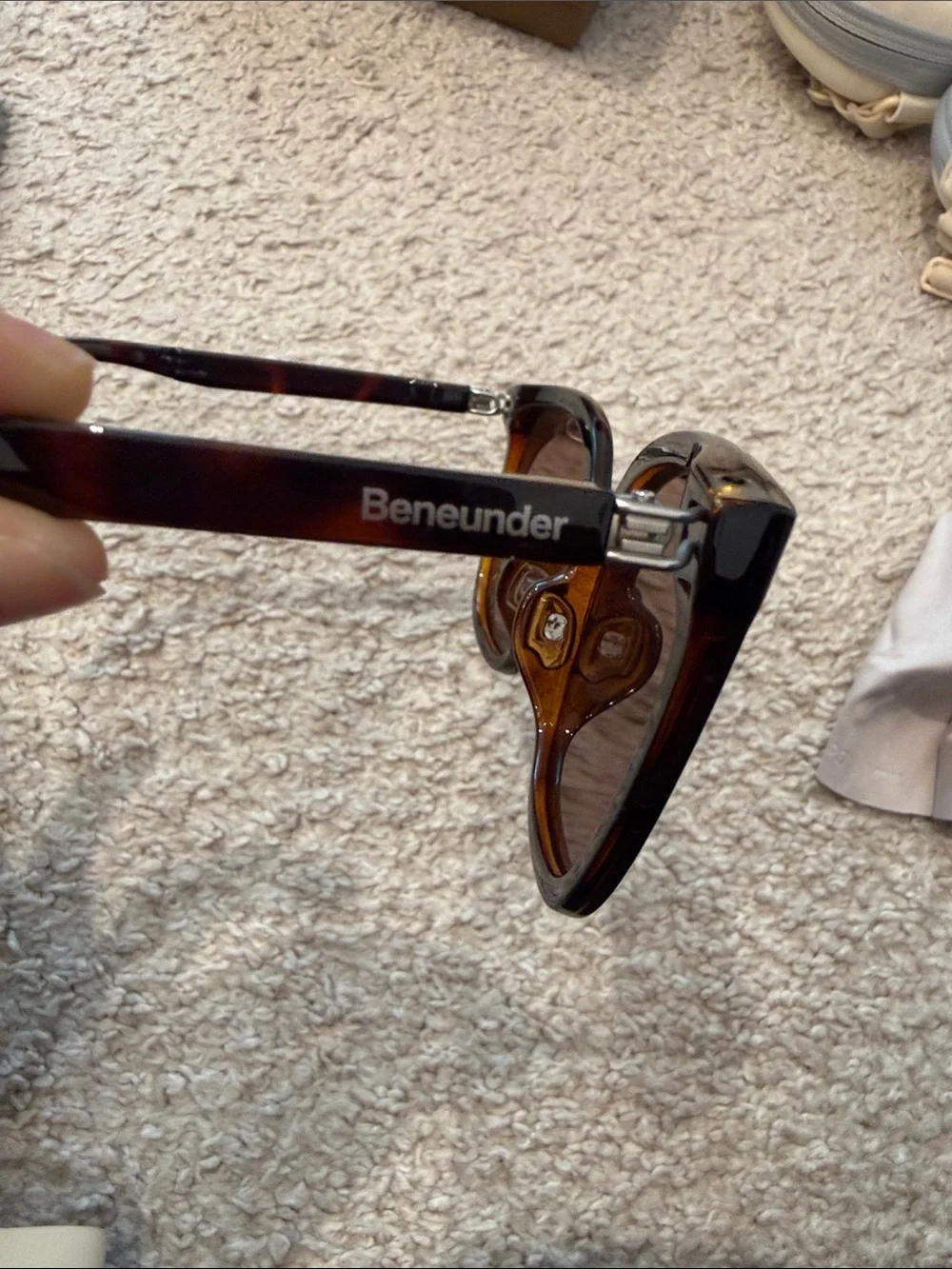 Tortoiseshell Brown women Sunglasses - Classic Polarized Style